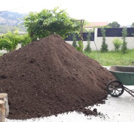 შავი მიწა ადგილზე მიტანით